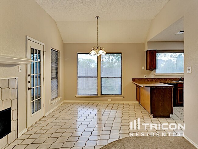 Foto del edificio - 1637 Woodhall Way