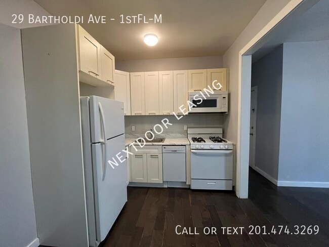 Photo - 29 Bartholdi Ave Apartment