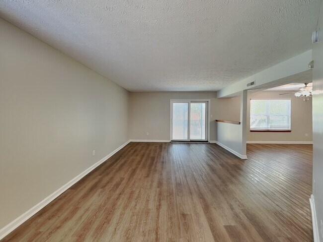 Foto del edificio - 2616 Calabash Dr