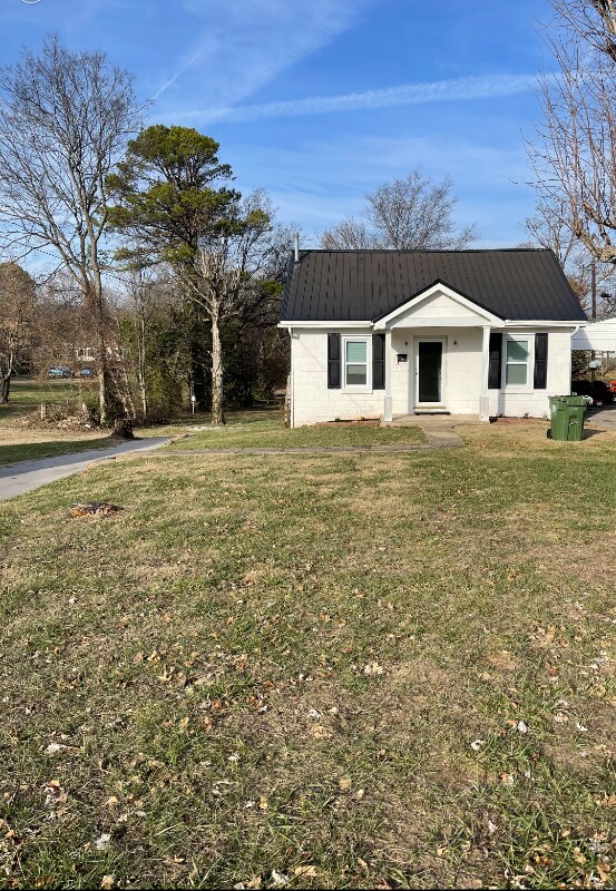 Foto principal - 310 Woodlawn Ave