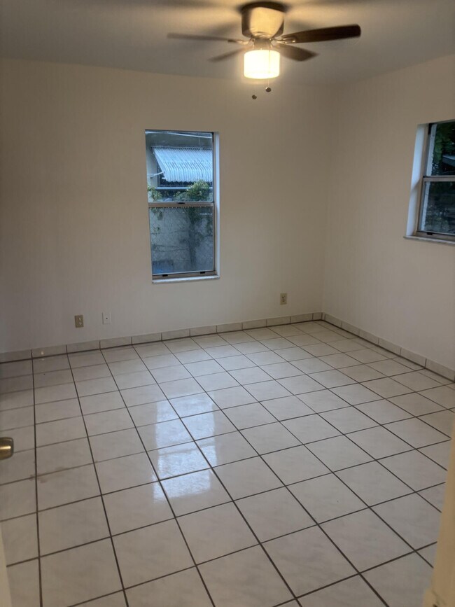 Foto del edificio - 2315 Jackson St