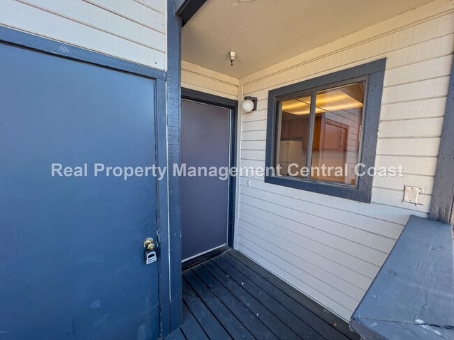 Building Photo - AVAILABLE NOW - Condo Close to Cal Poly - ...