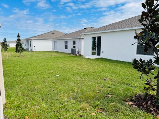 Foto del edificio - Brand New Home For Rent in Crosswinds Haines City with 4 Bedrooms