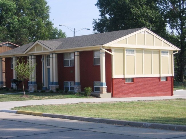 Fotografía del edificio - Claudell Homes I and II
