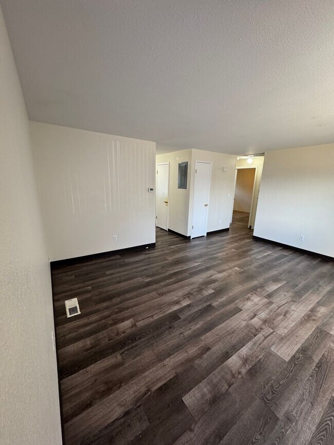 Foto del edificio - 108-112 E. Beech St. Yakima, WA 98901