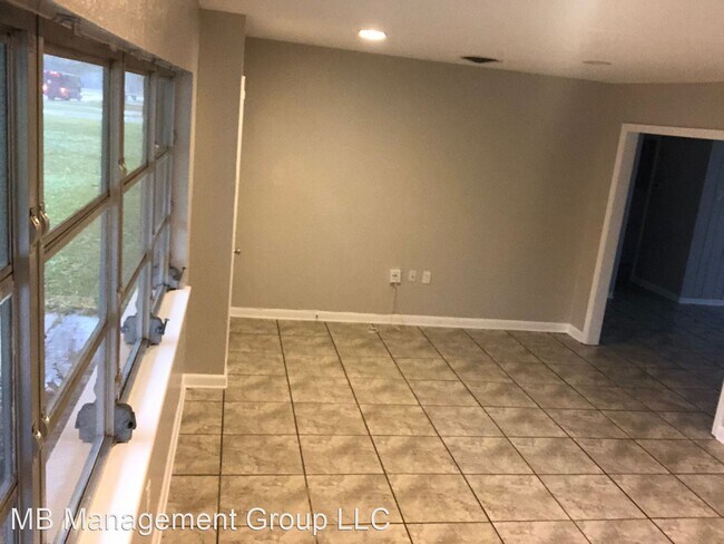 Foto del edificio - 3 br, 2 bath House - 1044 Monterrey Blvd.
