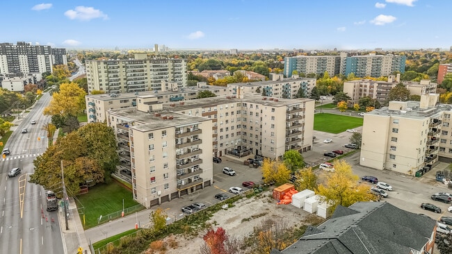 Building Photo - Trudelle Court Apartments