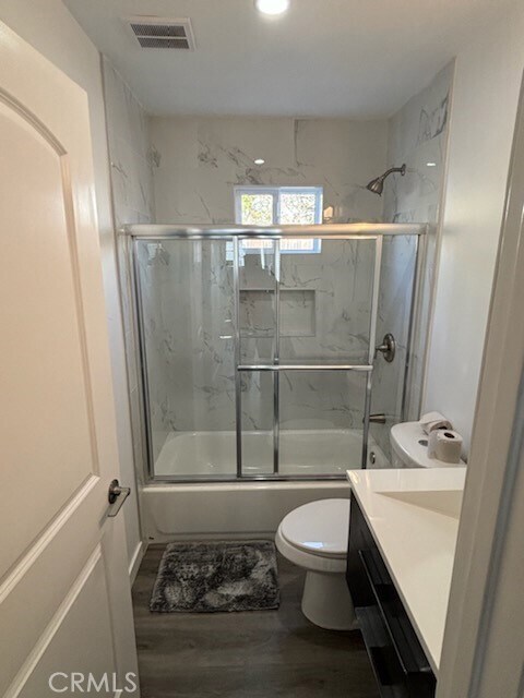 Building Photo - 1205 W 84th St