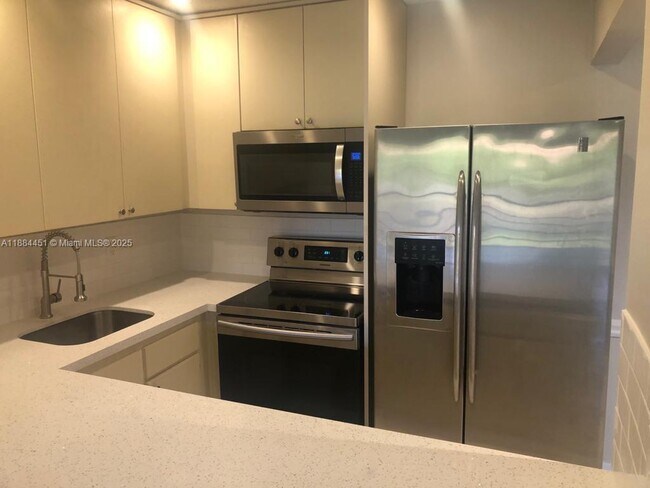 Foto del edificio - 6540 W 26th Dr