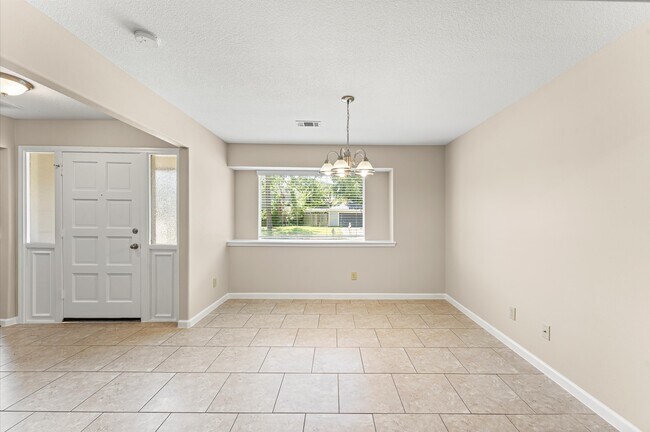 Building Photo - 17106 Telegraph Creek Dr