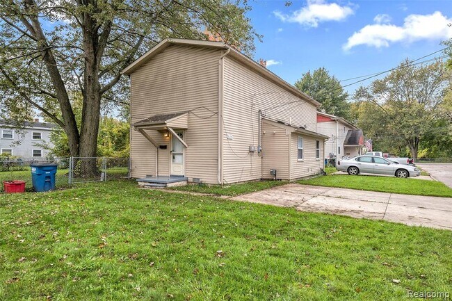 Building Photo - 31785 Arenac Ct