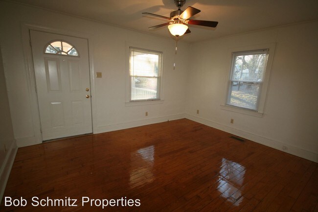 Foto del edificio - 1015 Sedgefield St