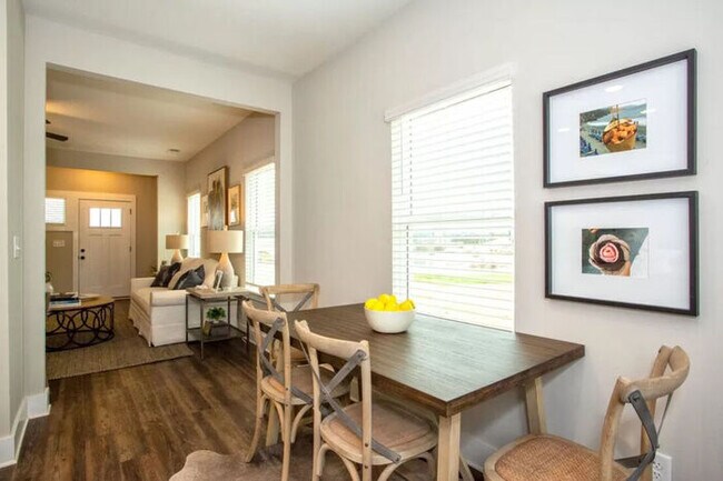 Foto del edificio - 4025 Ashley Dr