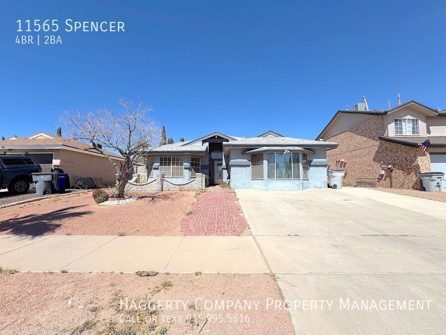 Foto principal - East El Paso 4 bed plus office area with R...