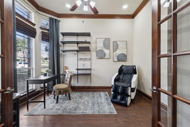 Foto del edificio - 7647 Daylily Way