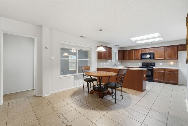 Building Photo - 13407 Barton Meadow Ln