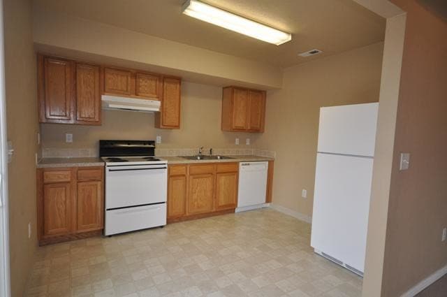 Building Photo - 2 bedroom in Caldwell ID 83605