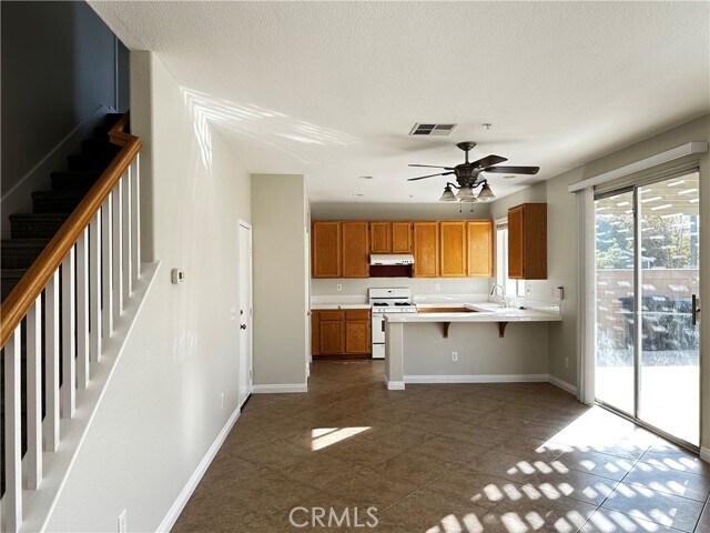 Building Photo - 6042 Homestead Way
