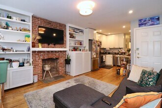 Building Photo - 553 Jersey Ave