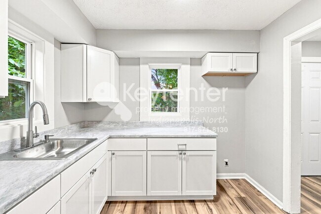Foto del edificio - 4006 Millersville Dr