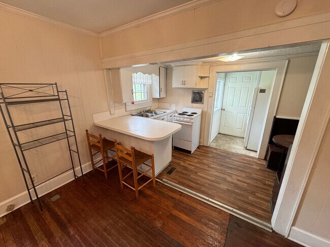 Foto del edificio - Cute 1 bedroom 1 bathroom home. Very close to research campus and downtown Kannapolis