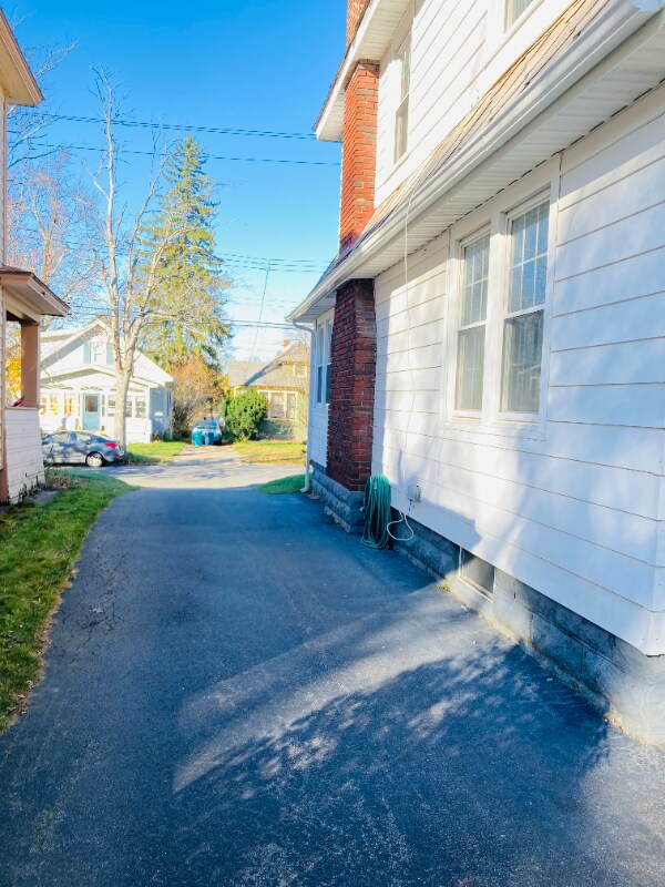 1148 Garner Ave, Schenectady, NY 12309 House Rental in Schenectady