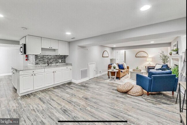 Foto del edificio - 3708 Marlbrough Way