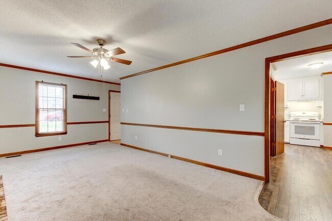 Building Photo - 202 Briarcliff St