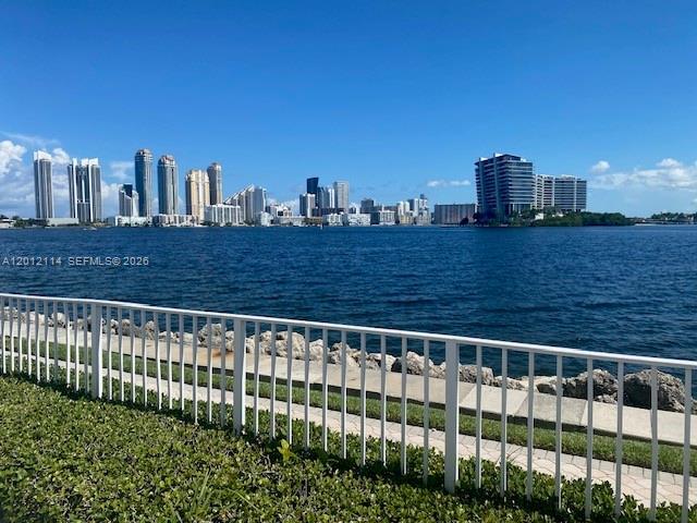 Foto del edificio - 3530 Mystic Pointe Dr