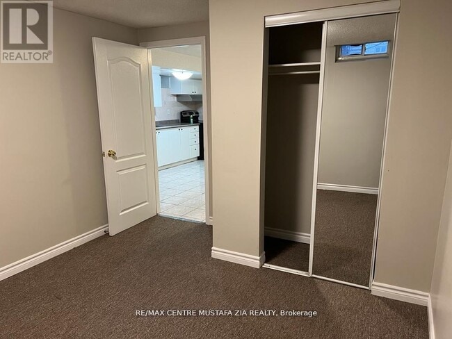 Building Photo - 1088 Windbrook Grove