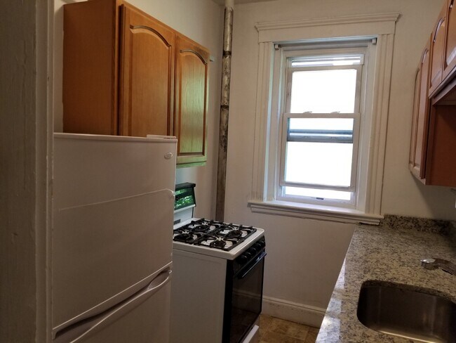 Foto del edificio - 1450 Commonwealth Ave