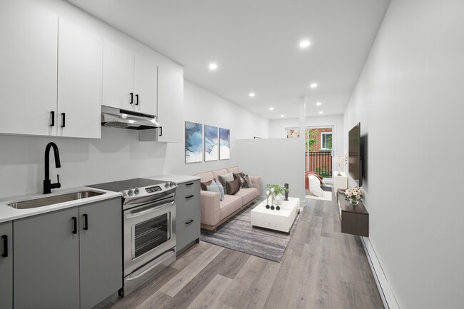 Building Photo - 2090 Beaconsfield
