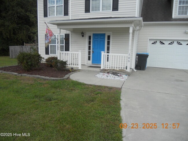 Building Photo - 105 Spring Leaf Ln