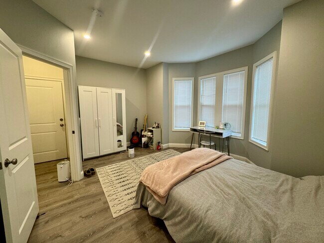 Foto del edificio - 120 Pitman St