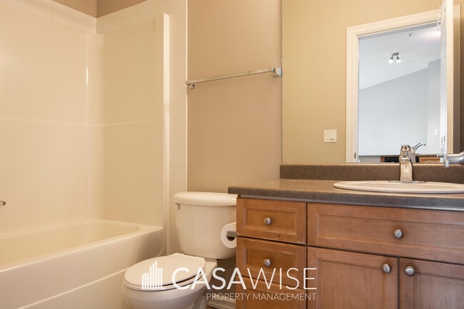 Photo du bâtiment - 226-226 Macewan Rd