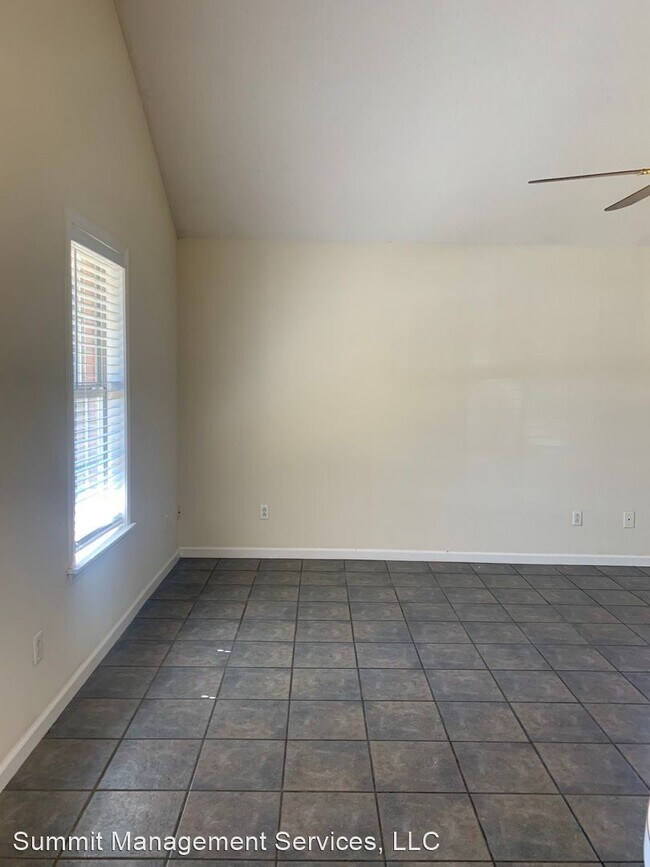 Building Photo - 3 br, 3 bath House - 213 Cotton Creek
