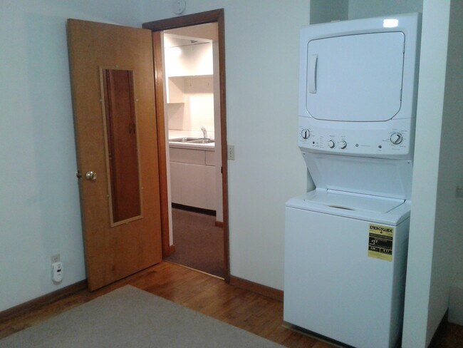 Foto del edificio - Gaylord Street Apartments