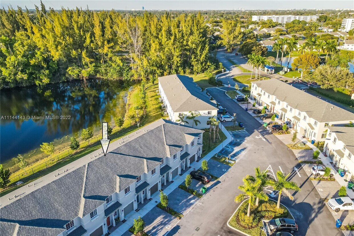 20848 NW 9th Ct, Miami Gardens, FL 33169 Townhome Rentals in Miami Gardens FL