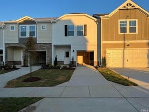 Building Photo - 926 Clearhaven Ln