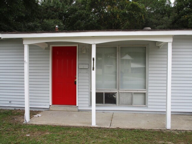 Building Photo - 2115 Pullman Cir