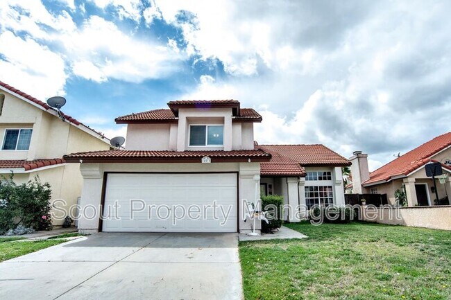 Foto del edificio - 24535 Leafwood Dr