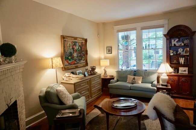 Photo - Tunlaw Townhome