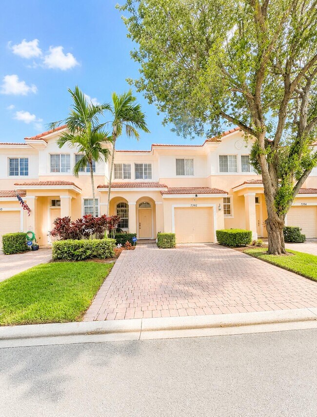 Building Photo - 7392 Briella Dr