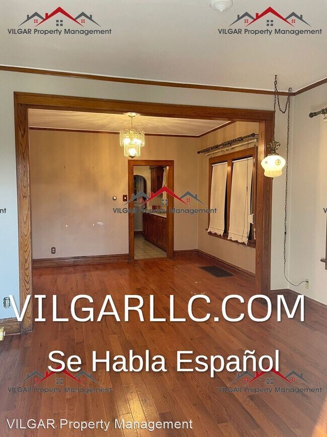 Building Photo - 3 br, 2 bath House - 1469 Roosevelt St.