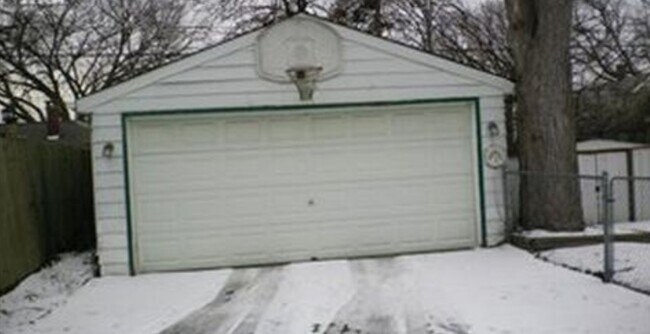 Foto del edificio - 3713 Gratiot Ave