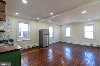 Building Photo - 5003 Pine St
