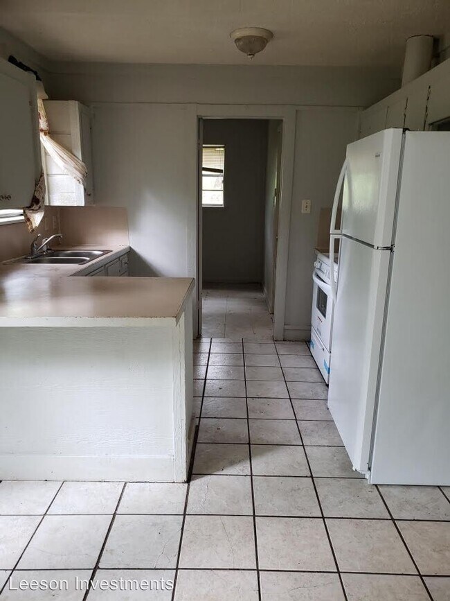 Foto del edificio - 3 br, 1.5 bath House - 4012 Hutchinson St.