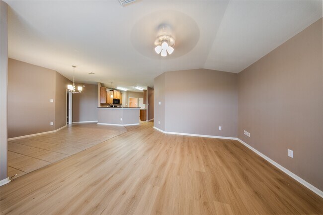 Foto del edificio - 6007 Wilcox Point Dr