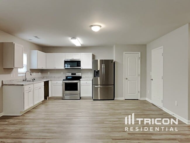 Foto del edificio - 4120 Devonwood Ct
