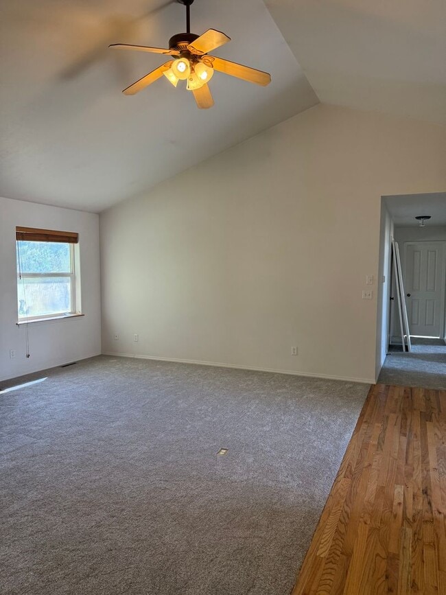 Building Photo - Single Family Home for Rent in Harvest Creek Neighborhood
